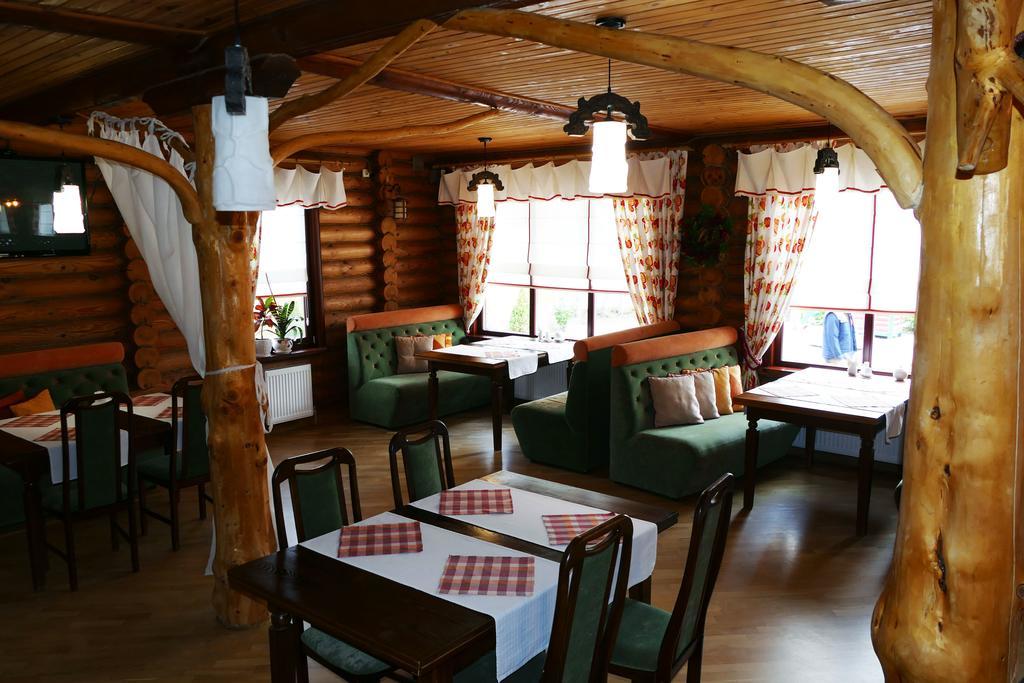 Комплекс Відпочинку Пампушка & Подушка Hotel Burlach'ya Balka ภายนอก รูปภาพ